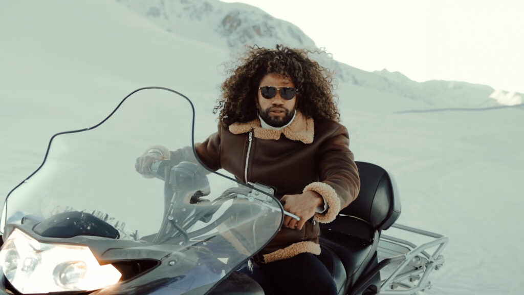 Rafael – The Snow Hairdresser